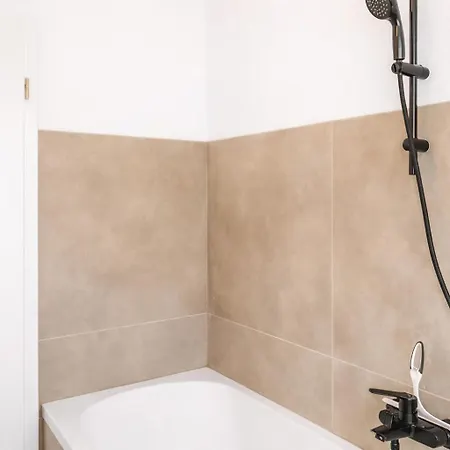 Modernes 3 Naehe Friedberg & 30 Min Zur Messe Frankfurt 公寓 *